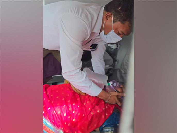 Andhra CM Chandrababu Naidu condoles loss of lives in Srikakulam stampede, instructs officials to oversee relief measures